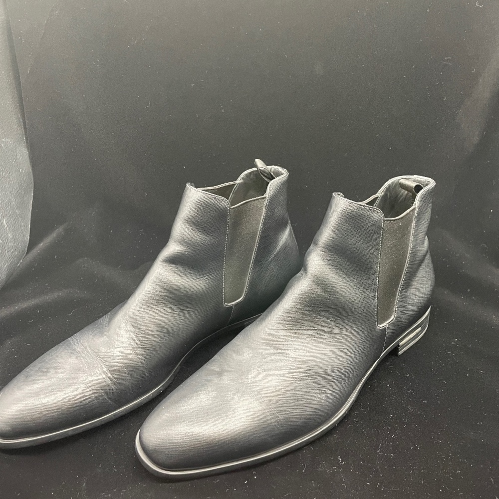 Prada Mens Saffiano Leather Chelsea Boots